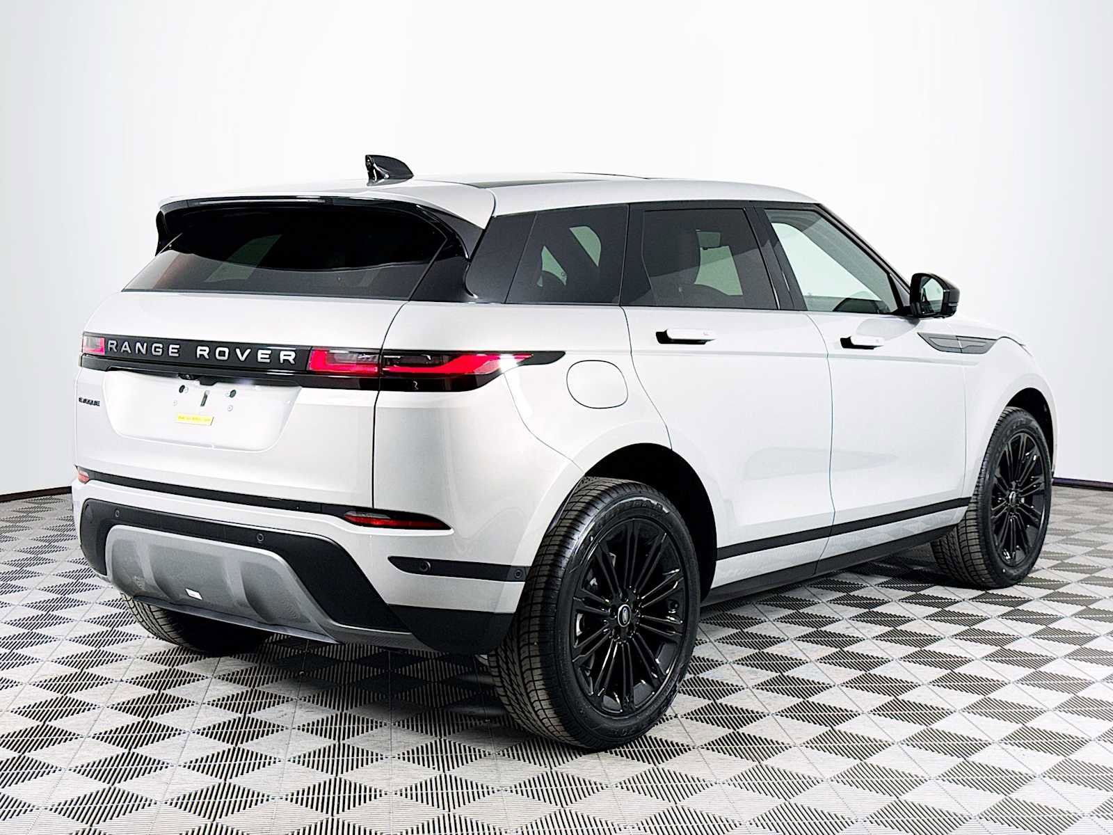 New 2026 Land Rover Range Rover Evoque S image 5