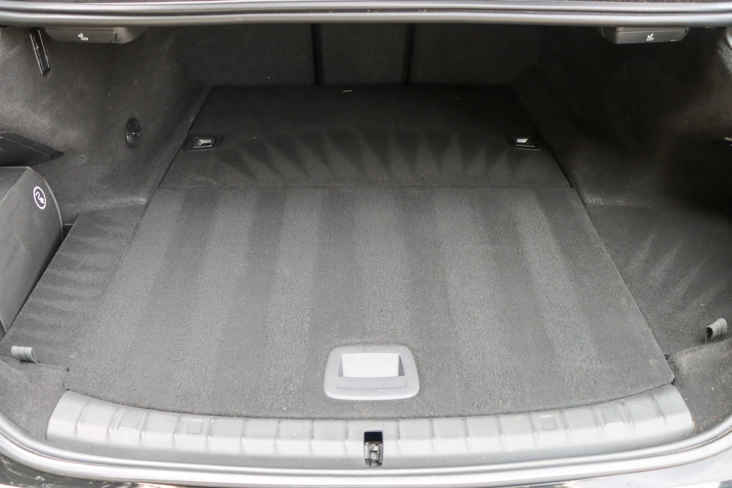 Used 2018 BMW 530e RWD image 24