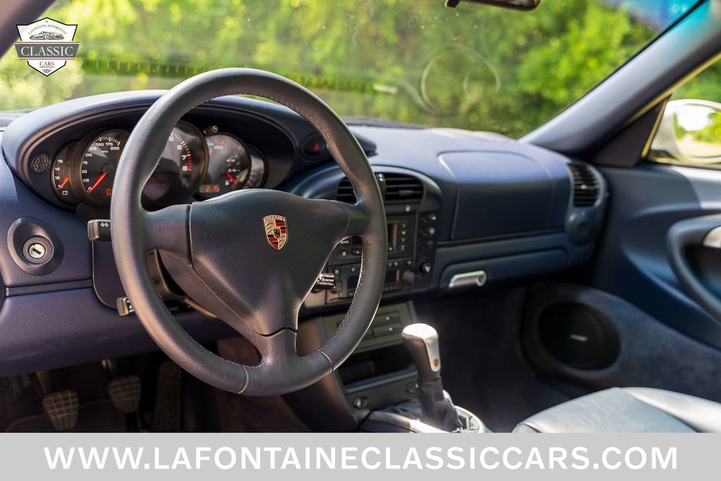 Used 2002 Porsche 911 Carrera RWD image 4