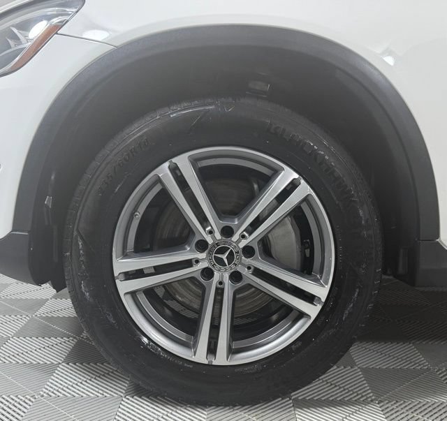 Used 2022 Mercedes-Benz GLC 300 4MATIC image 9