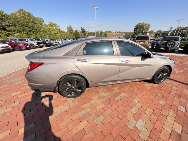 Used 2023 Hyundai Elantra Blue FWD image 36