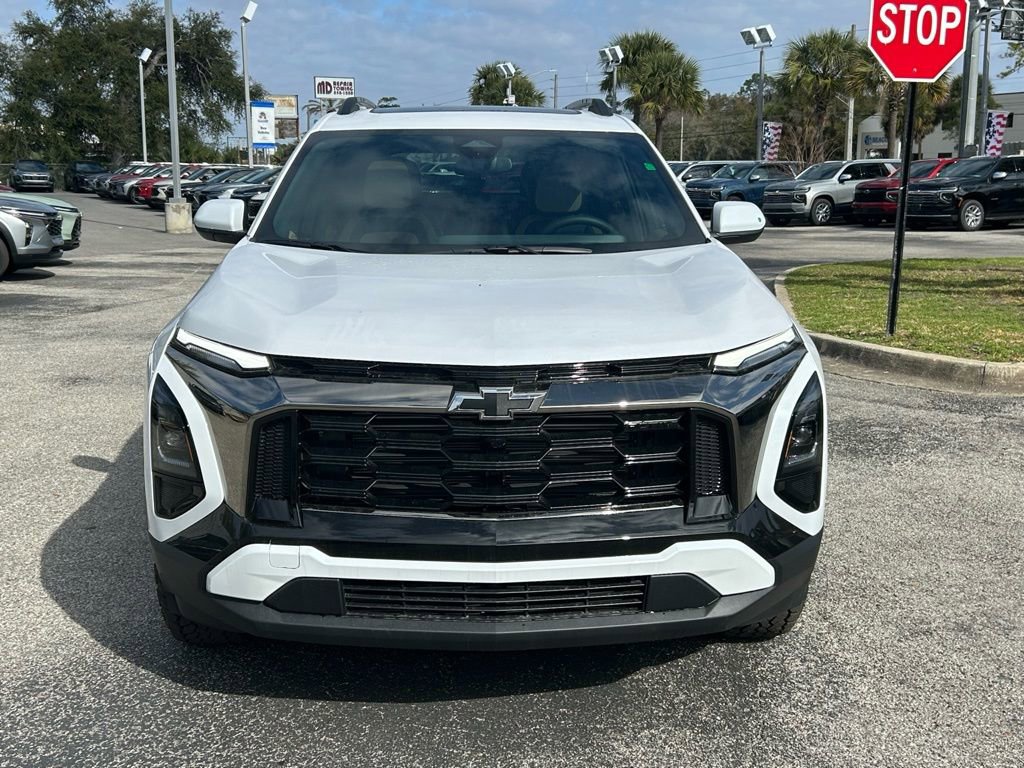 New 2026 Chevrolet Equinox ACTIV w/ Convenience Package III image 3