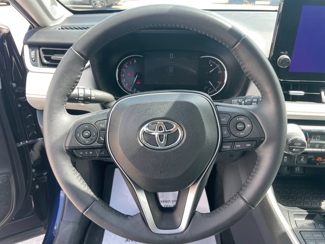 Used 2023 Toyota RAV4 XLE Premium AWD/4WD image 25