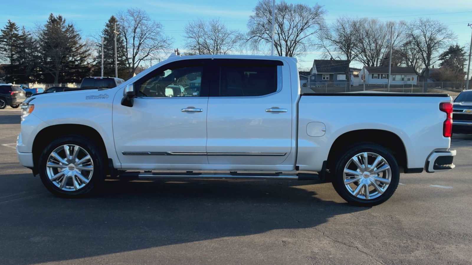 Certified 2023 Chevrolet Silverado 1500 High Country image 5