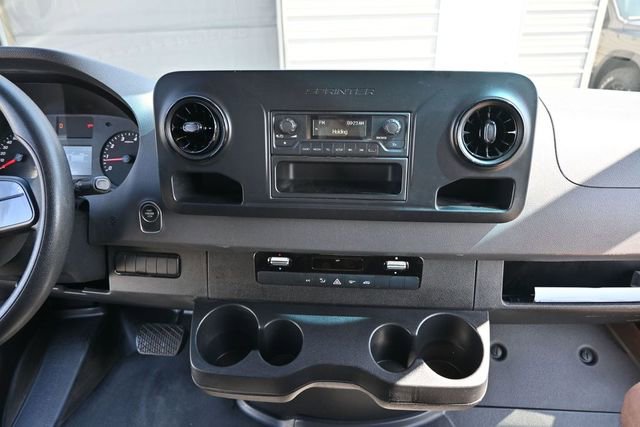 Used 2019 Mercedes-Benz Sprinter 2500 image 21
