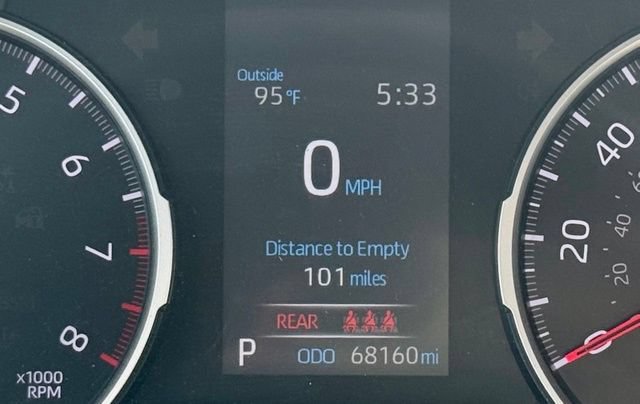 Used 2022 Toyota RAV4 LE AWD/4WD image 13