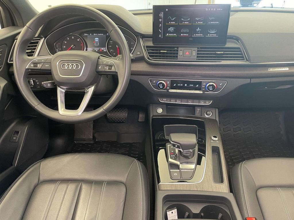 Certified 2023 Audi Q5 2.0T Premium w/ Convenience Package AWD/4WD image 26