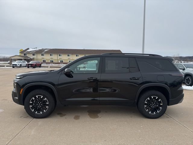 Used 2025 Chevrolet Traverse Z71 w/ Enhanced Driving Package image 6