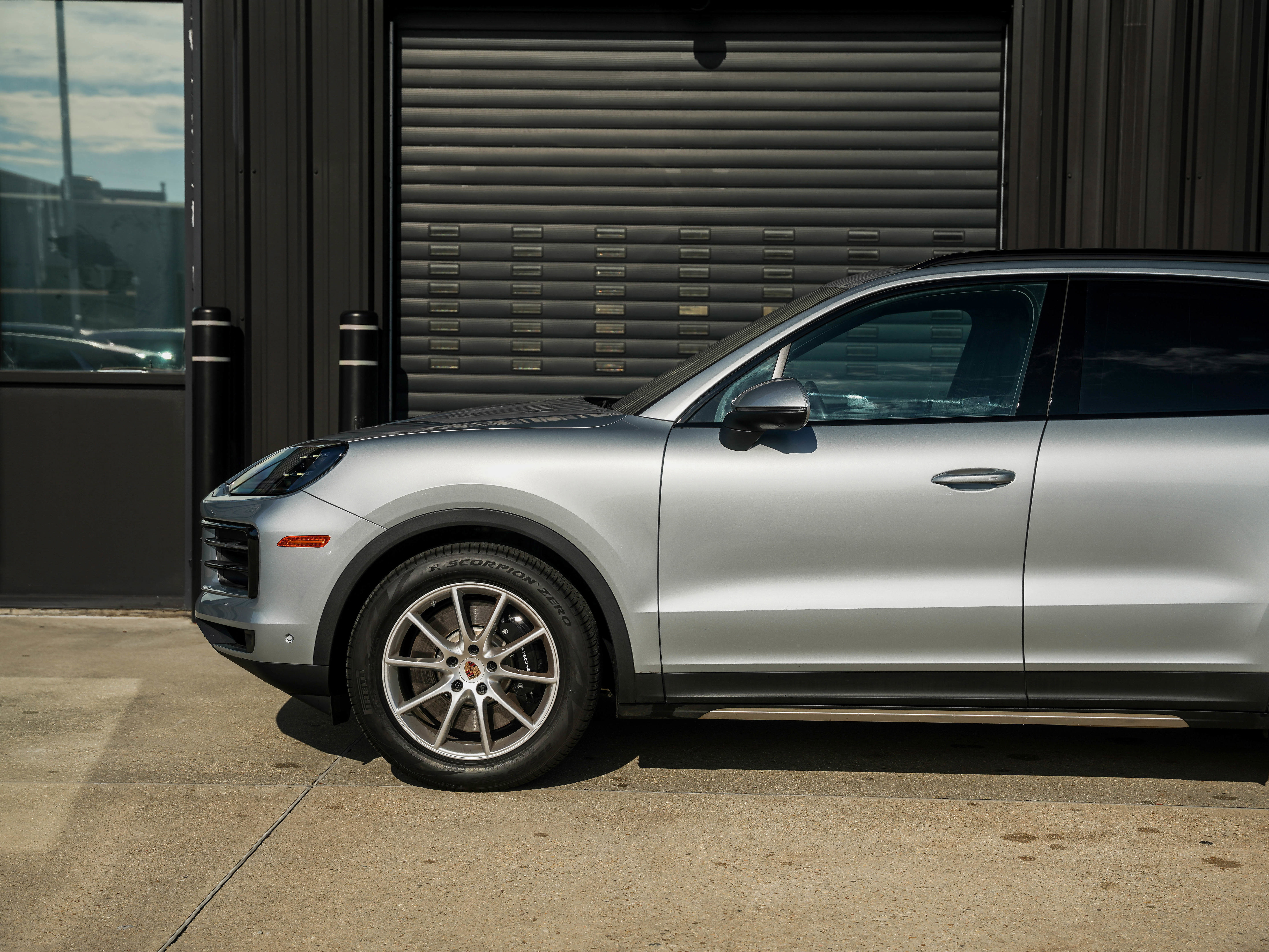 Certified 2025 Porsche Cayenne S image 11