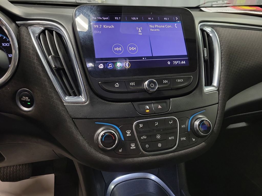 Used 2020 Chevrolet Malibu LT FWD image 16