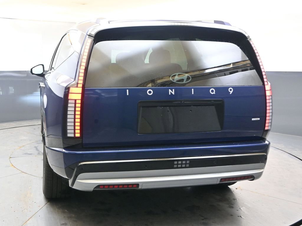Used 2026 Hyundai Ioniq 9 SEL image 4