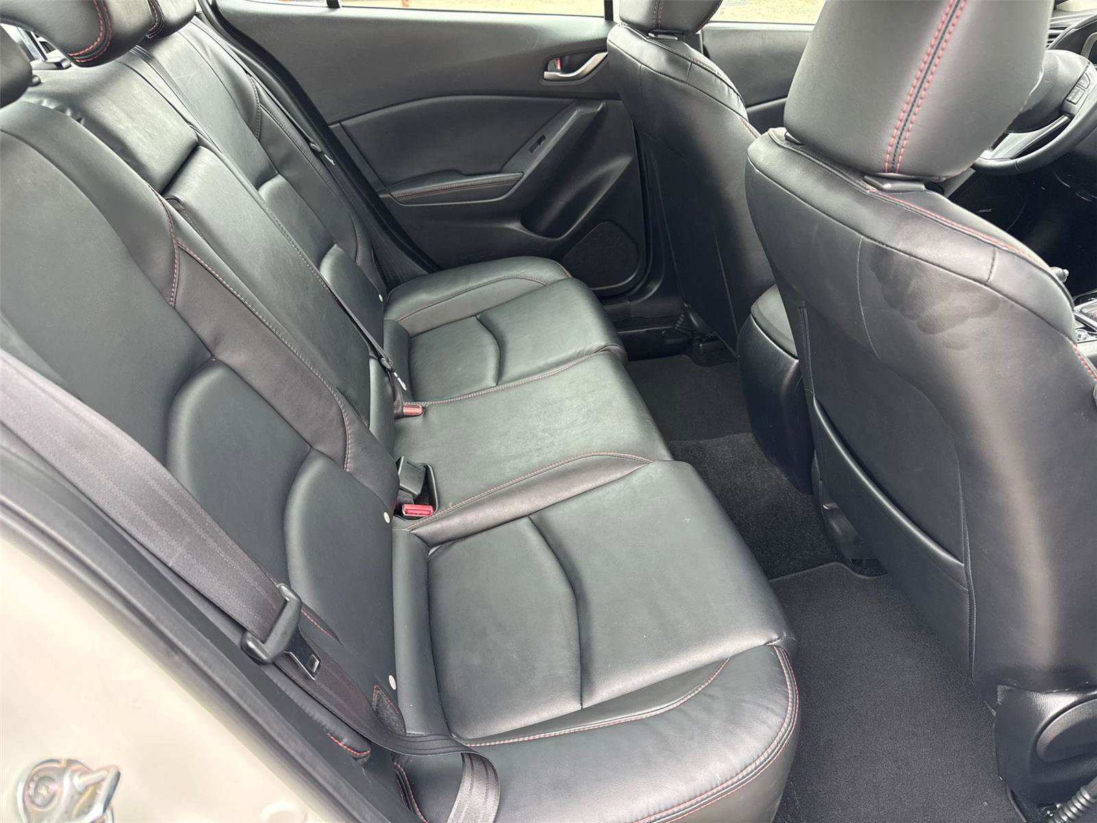 Used 2015 MAZDA MAZDA3 i Grand Touring FWD image 17