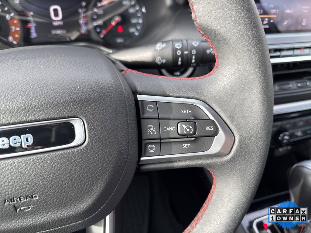 Used 2025 Jeep Compass Trailhawk image 24