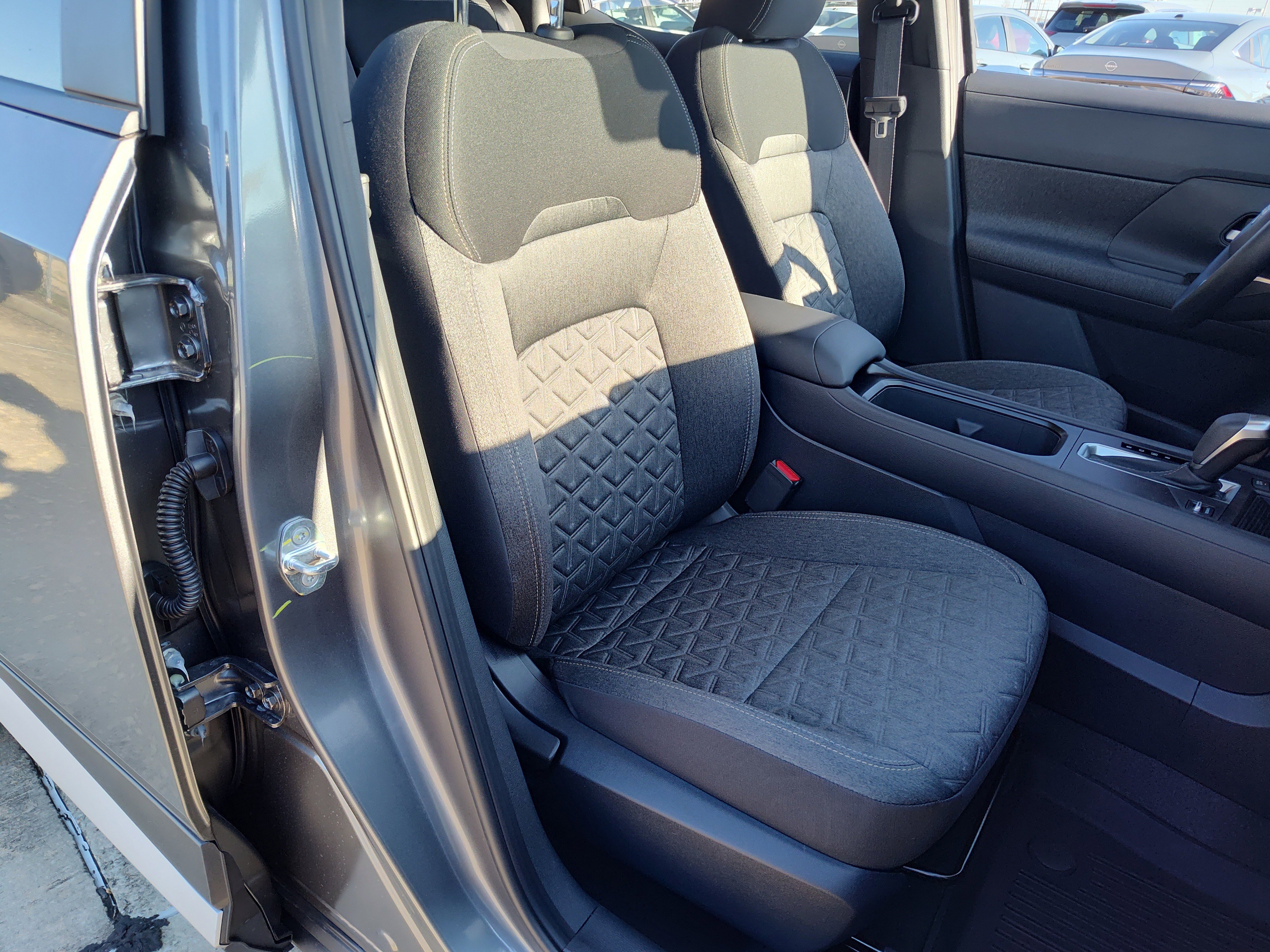 New 2026 Nissan Kicks SV w/ SV Premium Package image 12