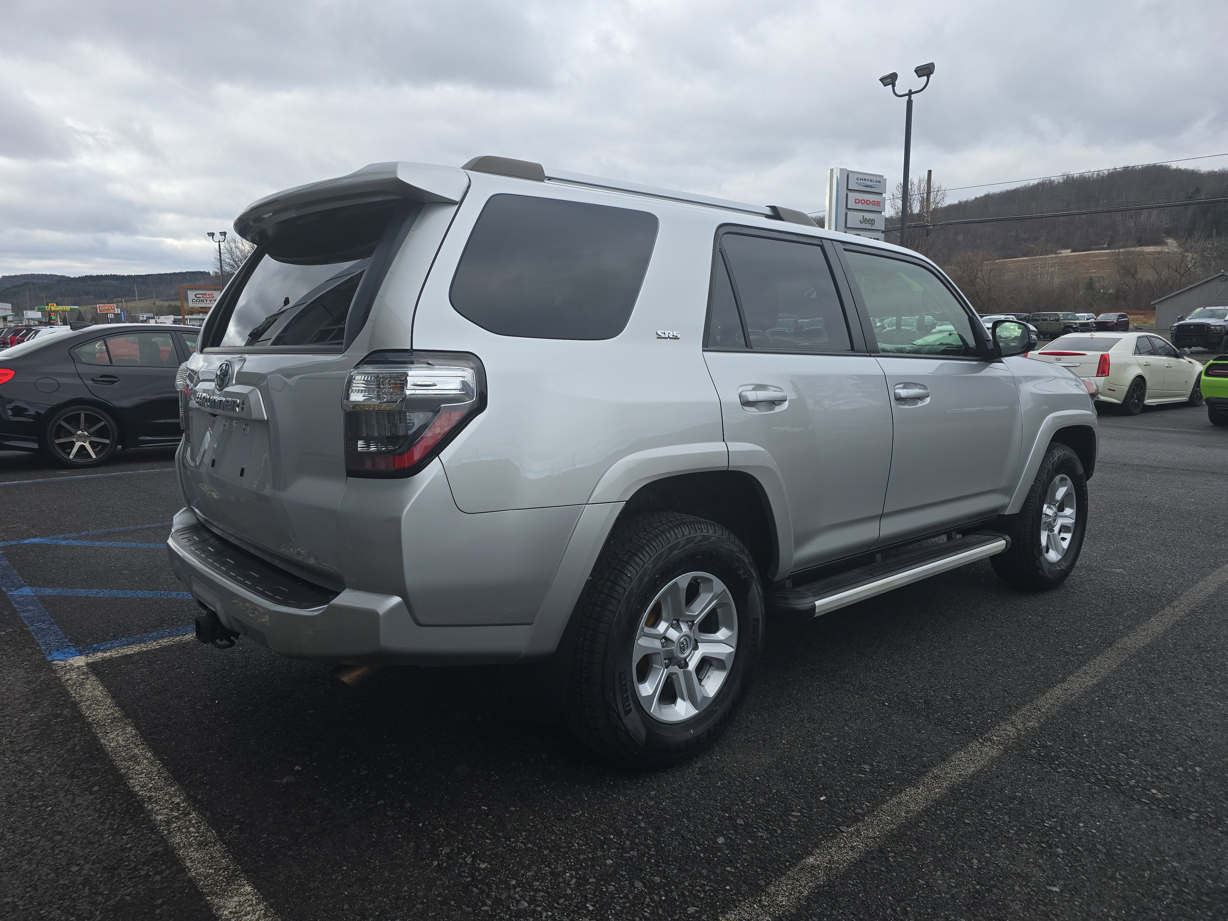 Used 2022 Toyota 4Runner SR5 Premium w/ Moonroof Package video 3