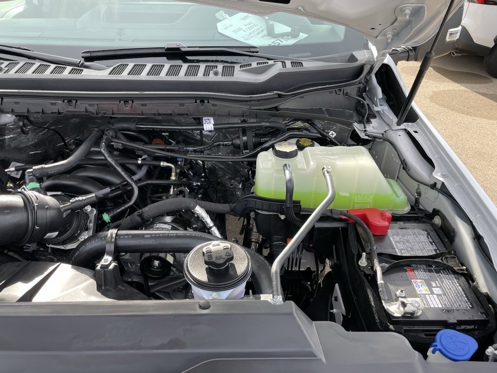 New 2026 Ford F350 XL w/ XL Chrome Package image 40
