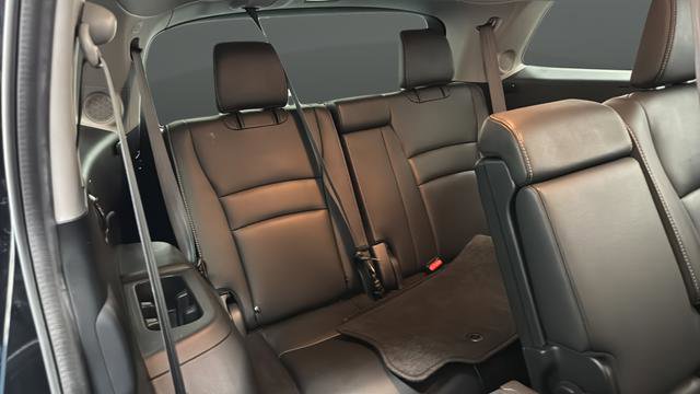 Used 2020 Honda Pilot Touring image 26