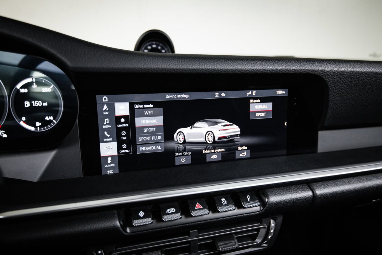 Certified 2020 Porsche 911 Carrera 4S AWD/4WD image 18