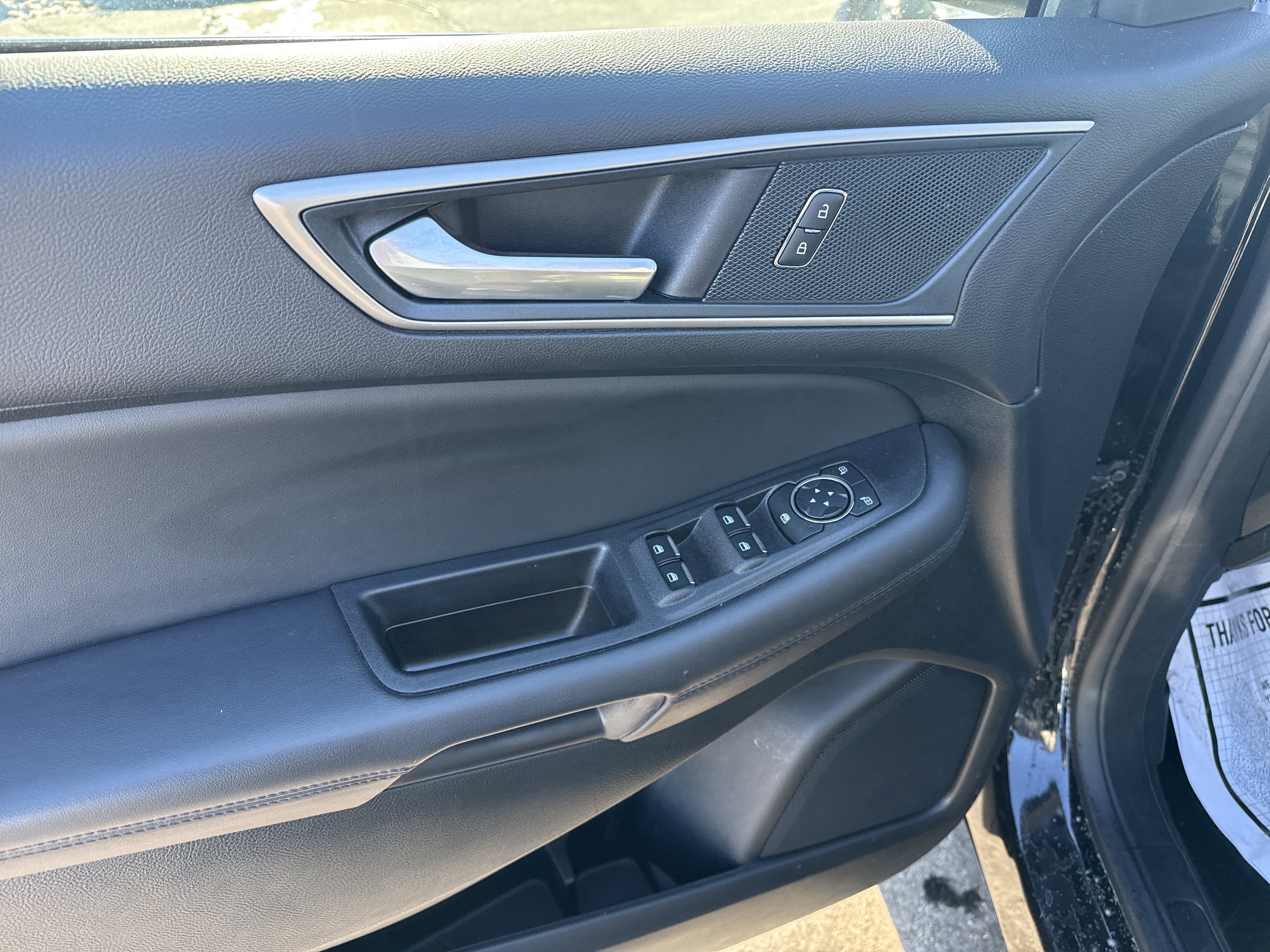 Used 2024 Ford Edge SEL w/ Convenience Package image 16