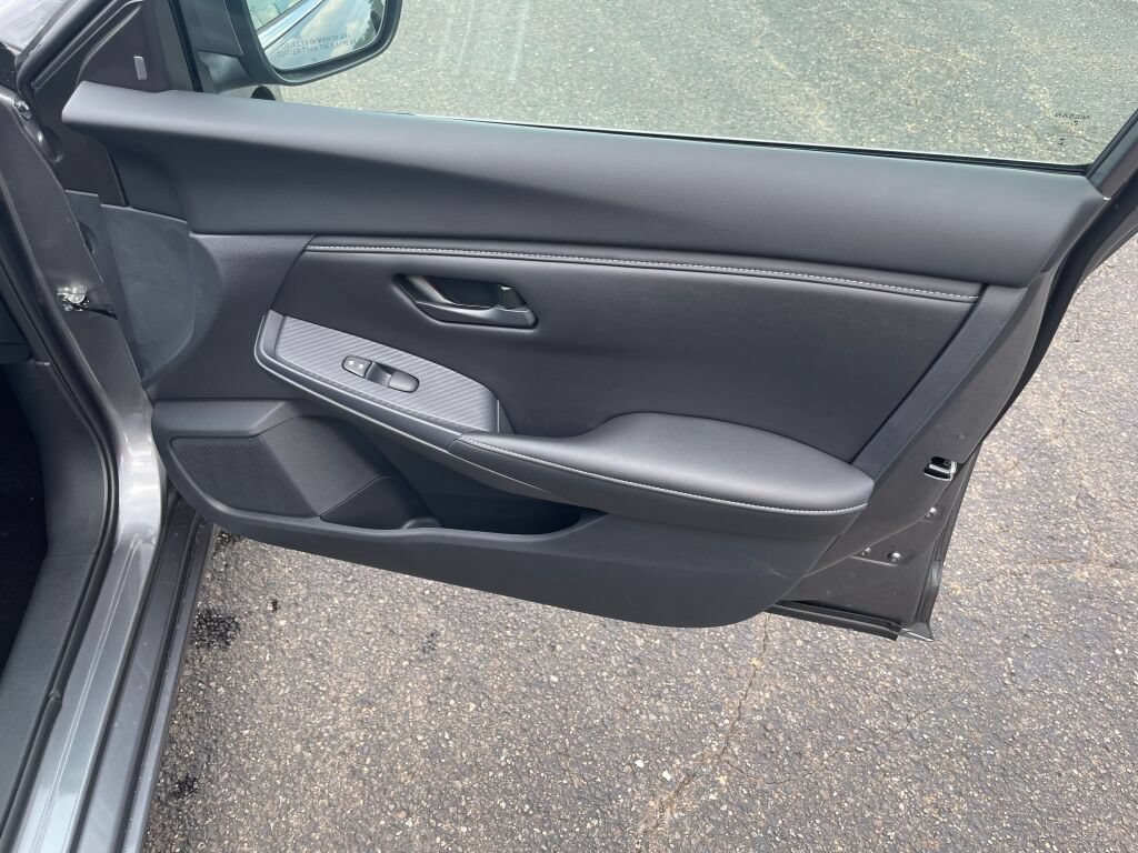 Used 2024 Nissan Sentra S FWD image 20