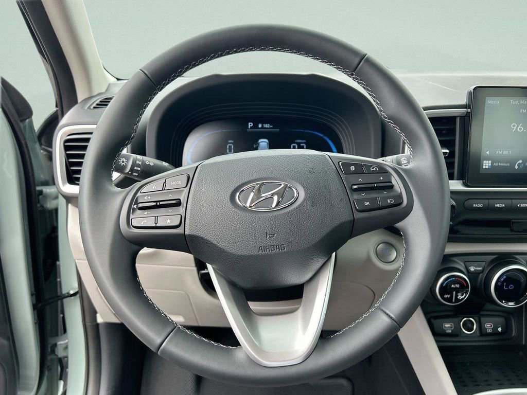 New 2026 Hyundai Venue SEL image 33