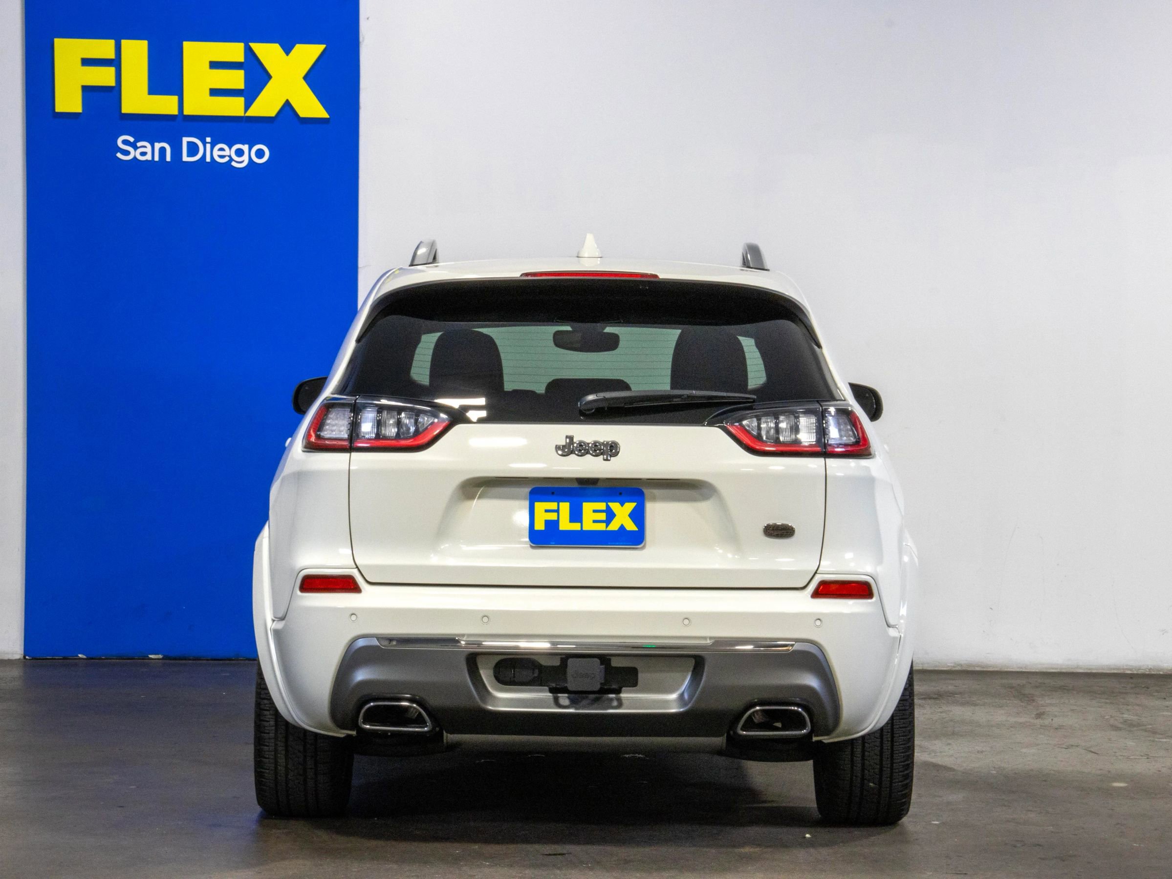 Used 2019 Jeep Cherokee Overland w/ Trailer Tow Group image 4