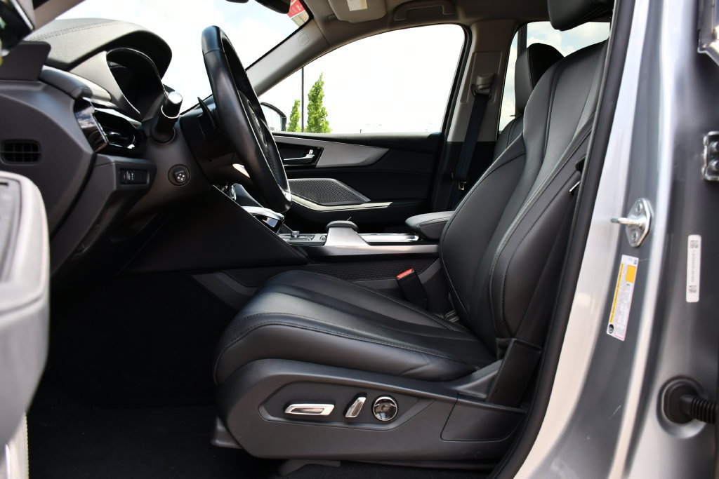 Used 2023 Acura MDX FWD image 16