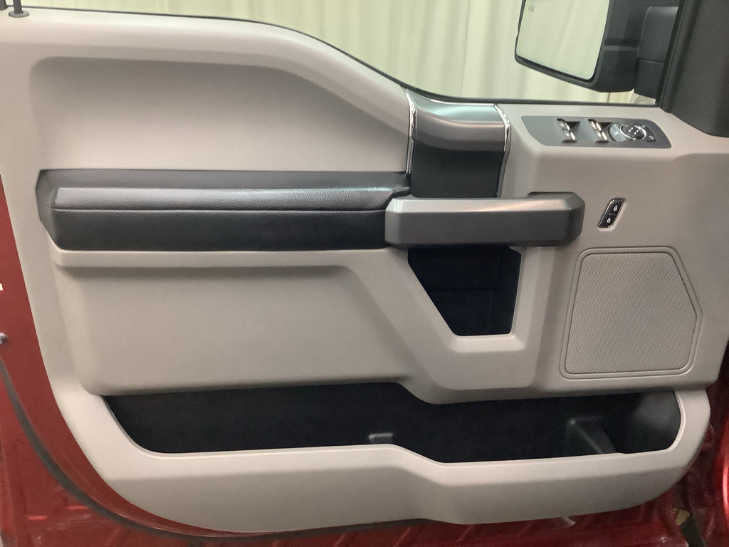 Used 2016 Ford F150 XLT w/ Equipment Group 301A Mid image 12