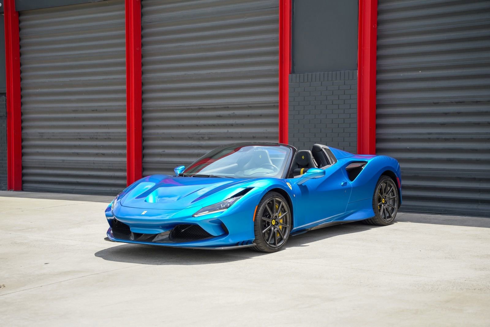 Used 2022 Ferrari F8 Tributo RWD image 1