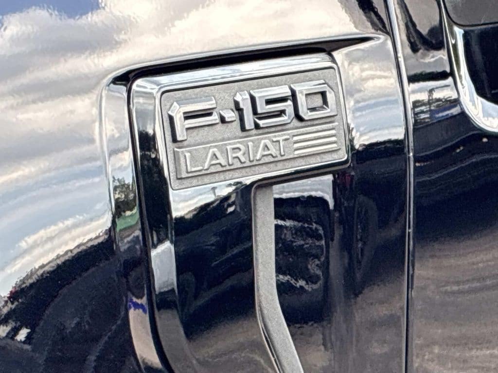 Certified 2023 Ford F150 Lariat w/ Equipment Group 502A High AWD/4WD image 14