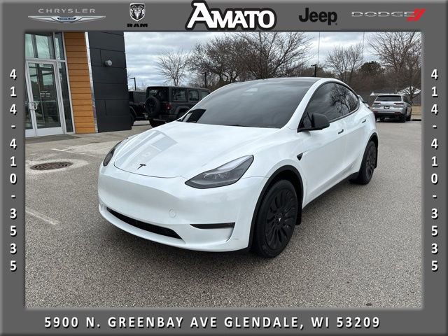 Used 2024 Tesla Model Y Long Range image 1