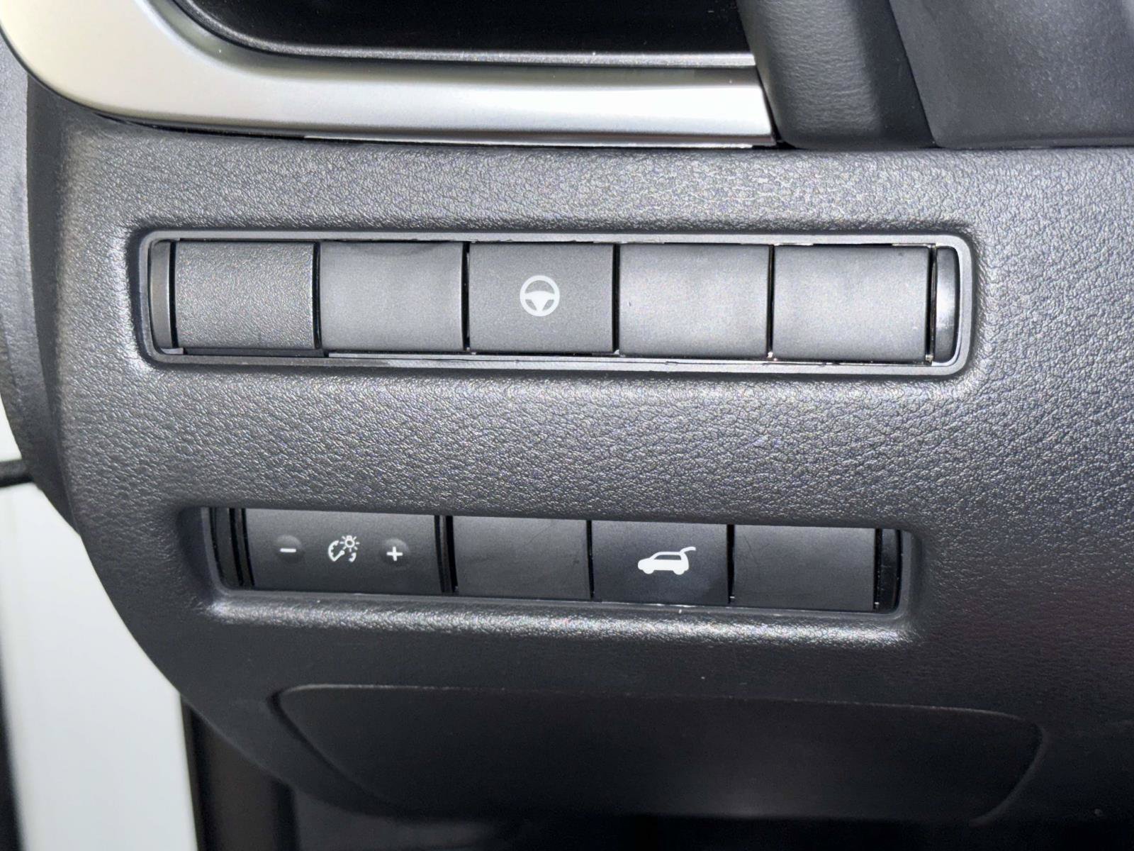 Used 2023 Nissan Rogue SV w/ SV Premium Package AWD/4WD image 28
