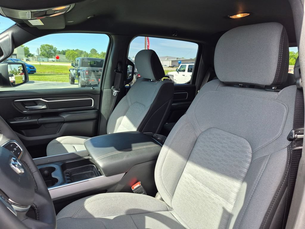 Used 2025 RAM 1500 Big Horn AWD/4WD image 14