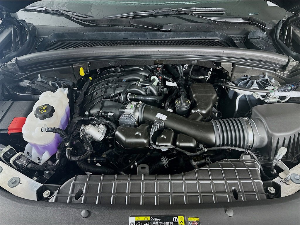 New 2025 Jeep Grand Cherokee L Limited w/ Luxury Tech Group II image 18