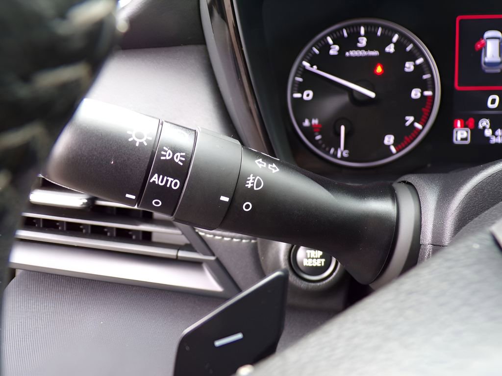 Used 2023 Subaru Outback Premium image 25