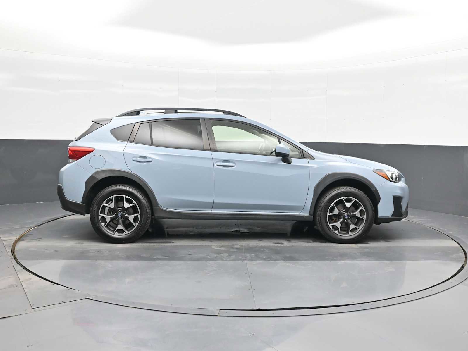 Used 2019 Subaru Crosstrek 2.0i Premium w/ Moonroof Package image 9