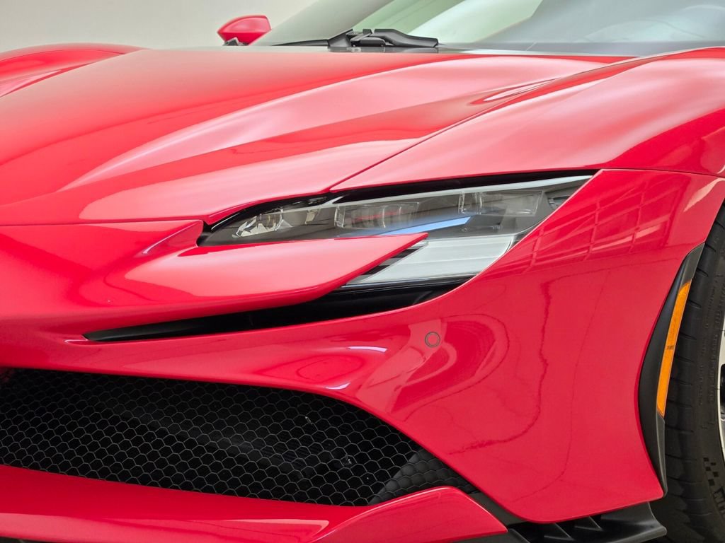 Used 2023 Ferrari SF90 Stradale AWD/4WD image 5