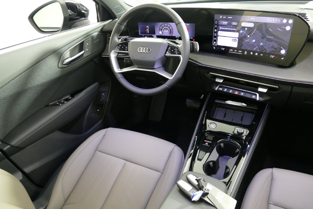 New 2026 Audi Q3 quattro 2.0T AWD/4WD image 23