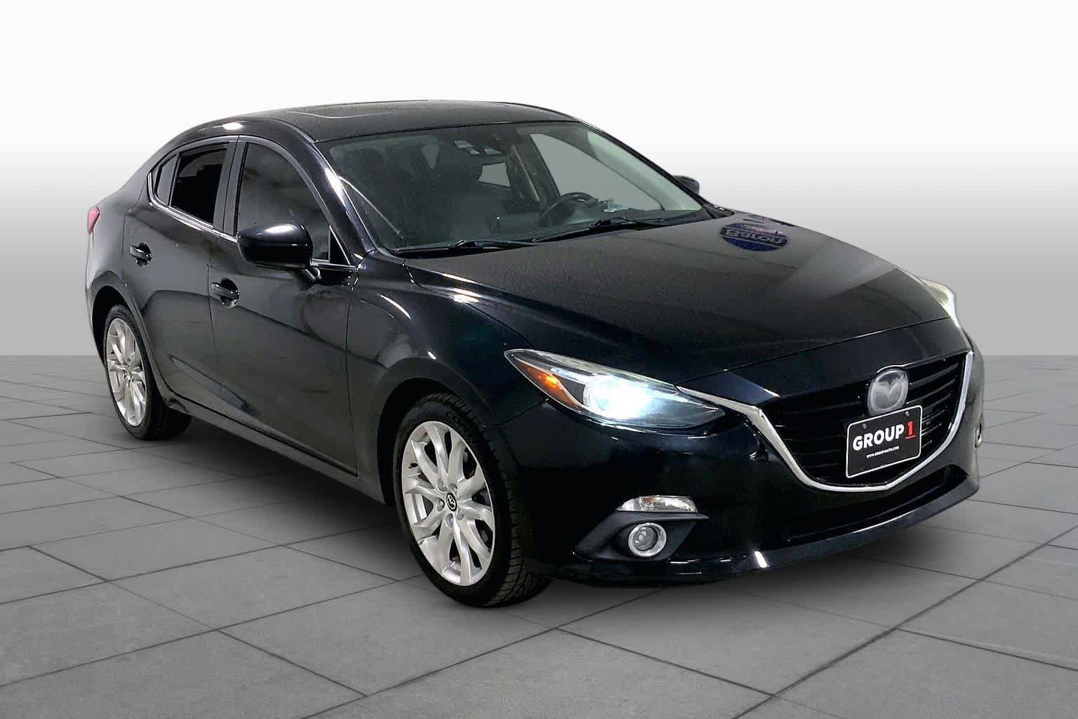 Used 2014 MAZDA MAZDA3 s Grand Touring w/ Technology Package FWD image 2