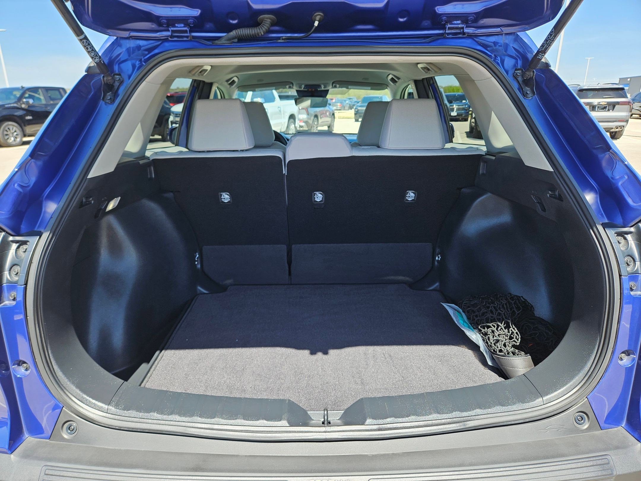 Used 2024 Toyota Corolla Cross LE image 24