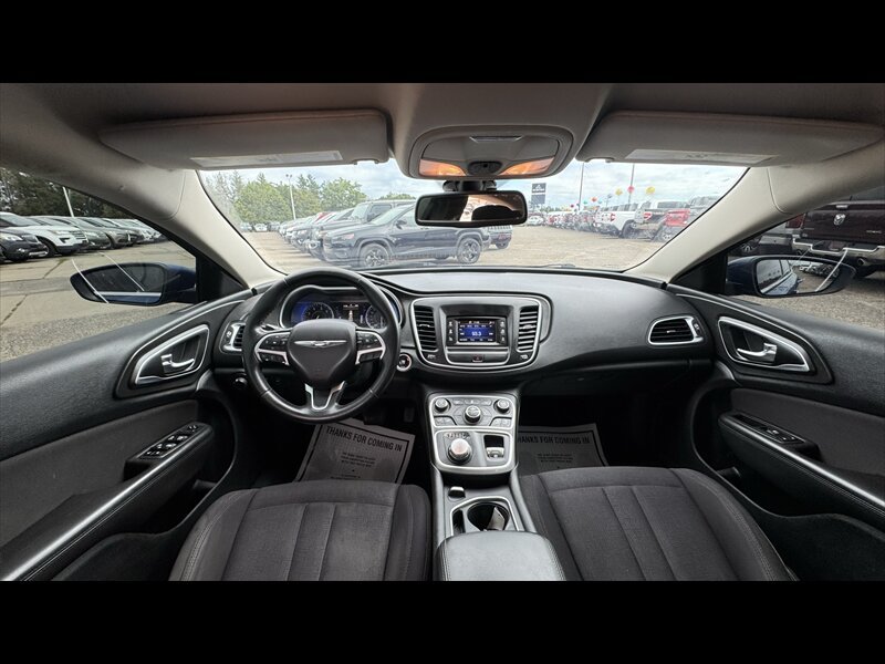 Used 2015 Chrysler 200 Limited w/ Convenience Group FWD image 15