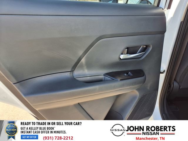 Certified 2025 Nissan Kicks SV image 10