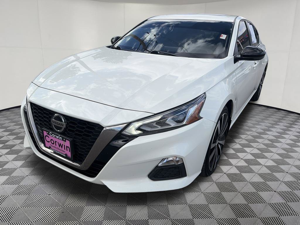 Used 2019 Nissan Altima 2.5 SR w/ SR Premium Package AWD/4WD image 3