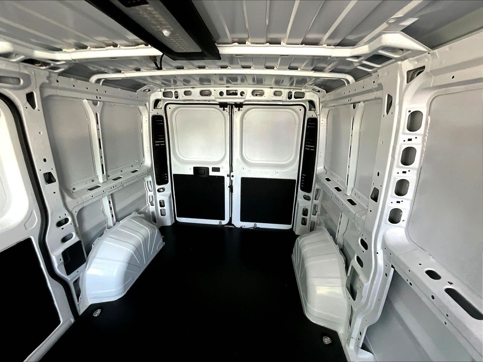 New 2026 RAM ProMaster 1500 w/ Convenience Group FWD image 18