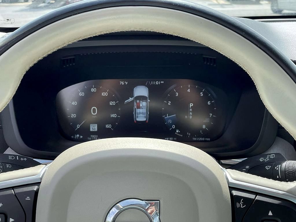 Used 2018 Volvo XC60 T5 Inscription w/ Convenience Package AWD/4WD image 24