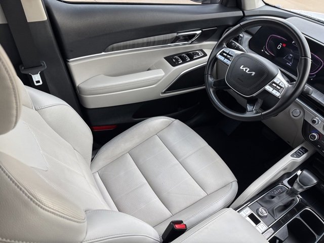 Used 2023 Kia Telluride EX image 17