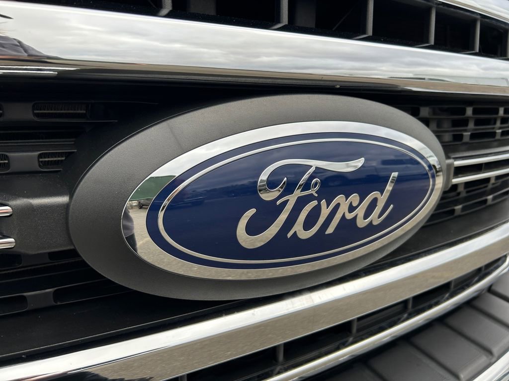 Used 2021 Ford F250 Lariat w/ FX4 Off-Road Package image 32