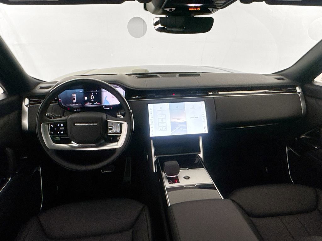 New 2026 Land Rover Range Rover Long Wheelbase SE image 22