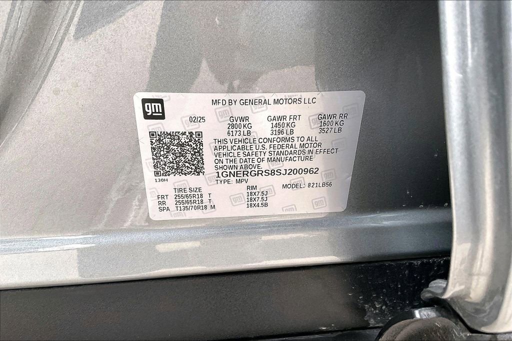 Used 2025 Chevrolet Traverse LT image 44