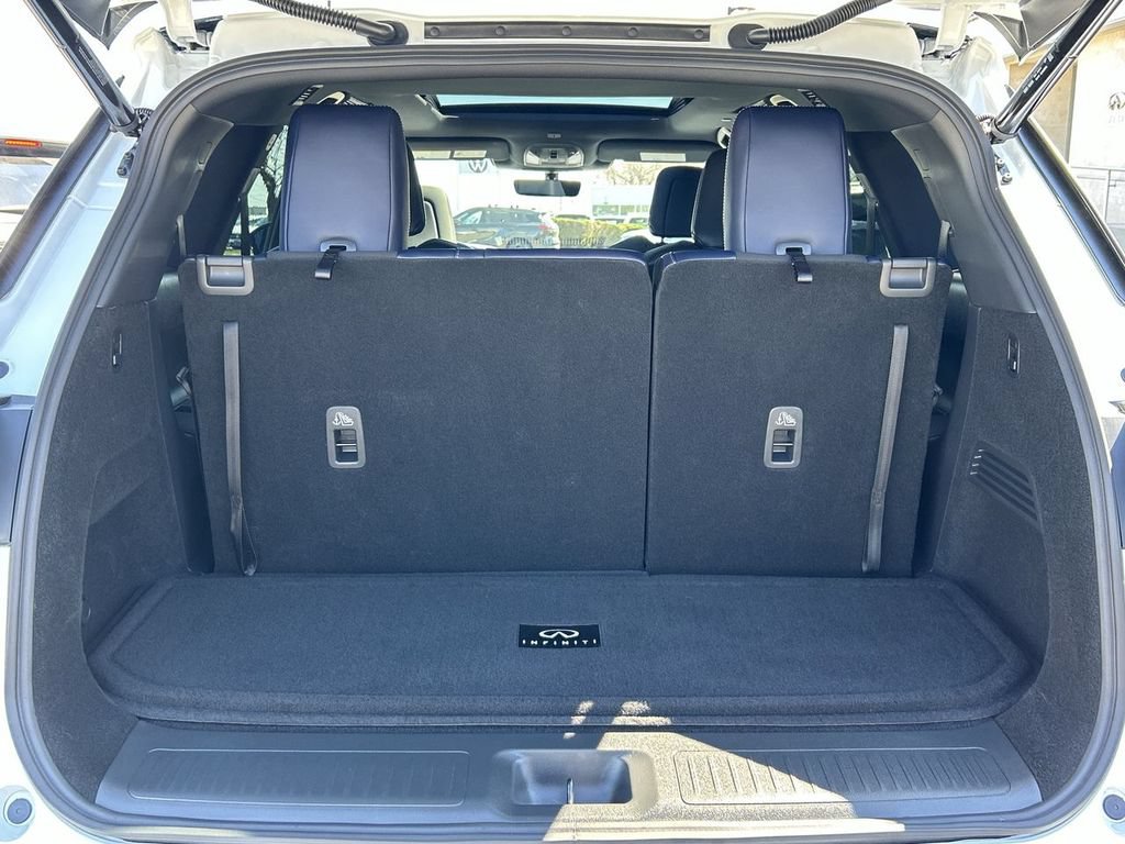 Certified 2026 INFINITI QX60 Sport w/ Dark Cargo Package image 27